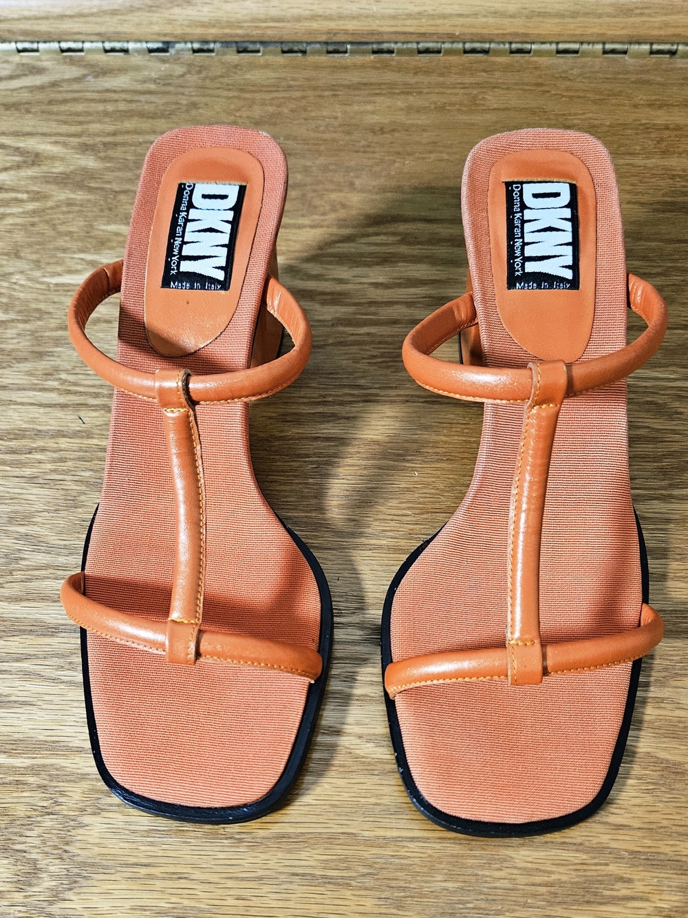 VINTAGE DKNY Orange T‑Strap Square Block Heels Size 9 B